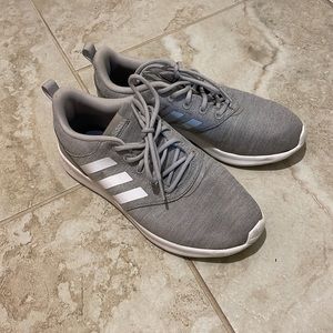 grey adidas cloud foam super running shoes size: 8 1/2
